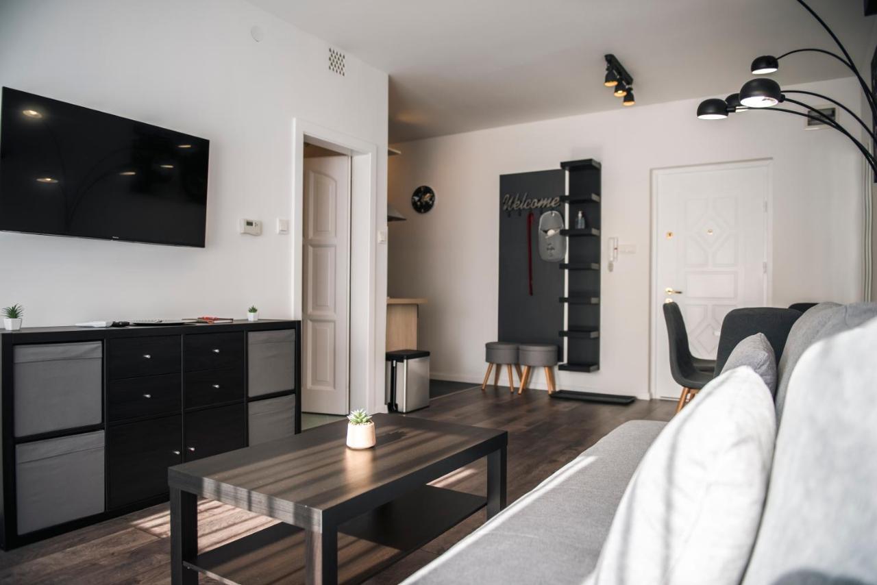 ペーチAnavrin Apartman Free Parkingアパートメント エクステリア 写真